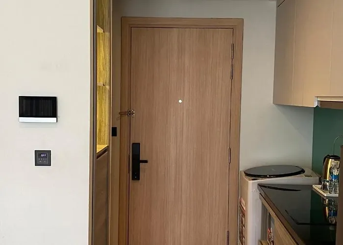 Lumi Homes - Citadines Apartment *